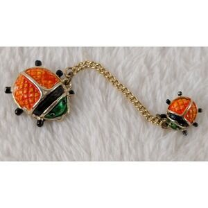 Vintage Ladybug Sweater Clip Gold Tone Enamel Insect Chain Clip‎